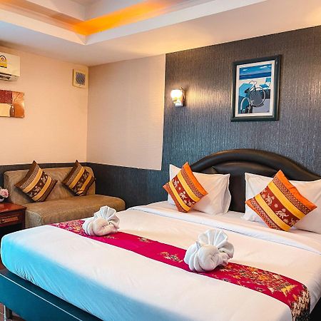 Baik Suite Bangkok Kültér fotó