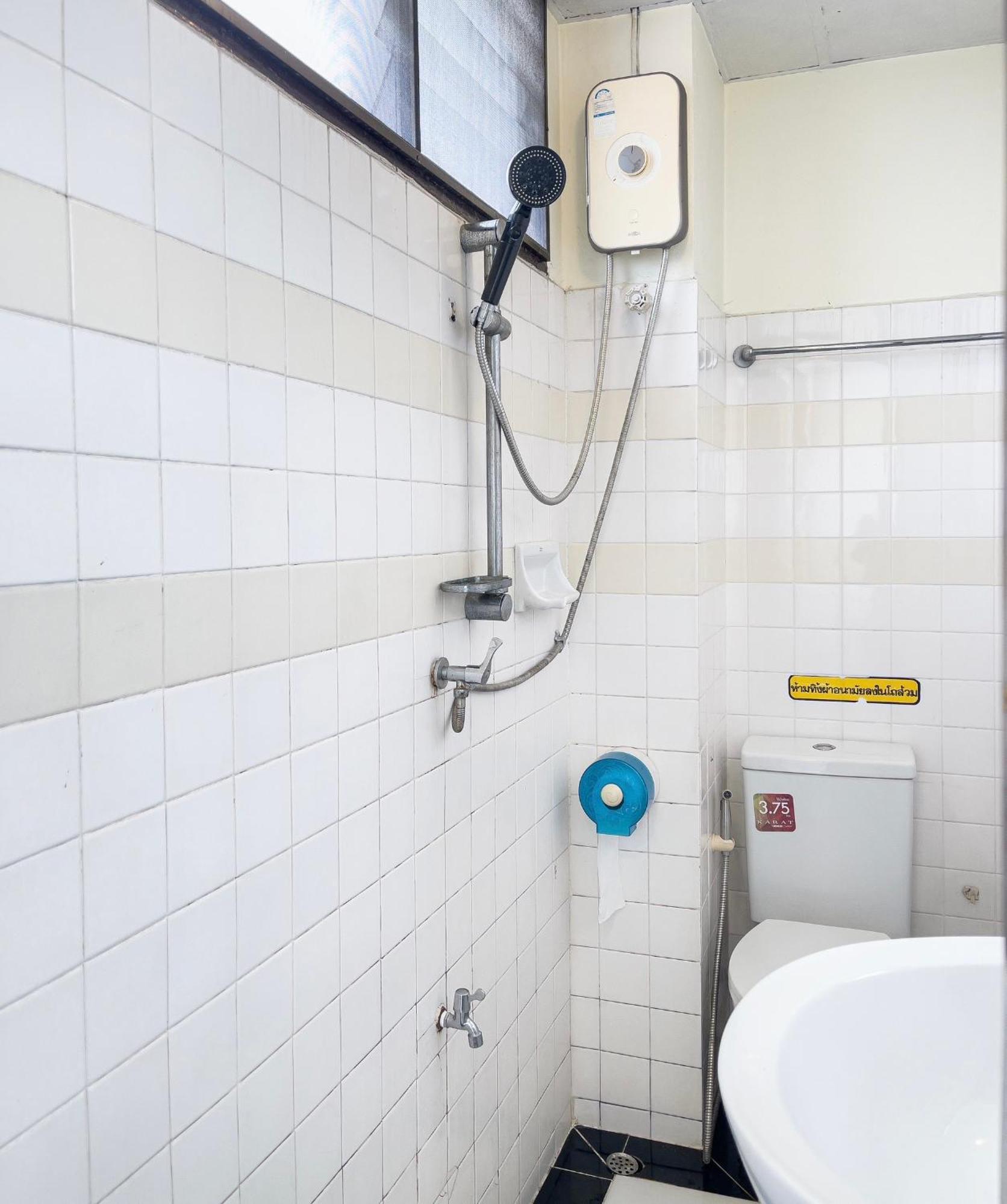Baik Suite Bangkok Kültér fotó