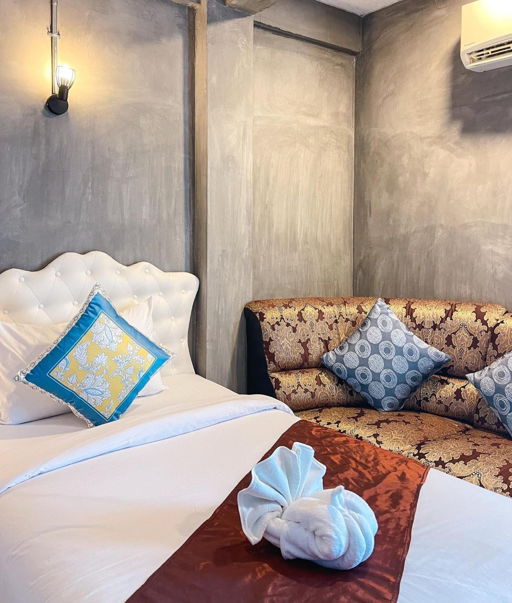 Baik Suite Bangkok Kültér fotó